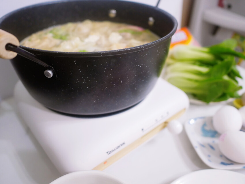 【Taiwanis炙焰電陶爐】 不挑鍋電陶爐/電陶爐/電子爐，微調溫控開關，可依烹飪需求設定溫度