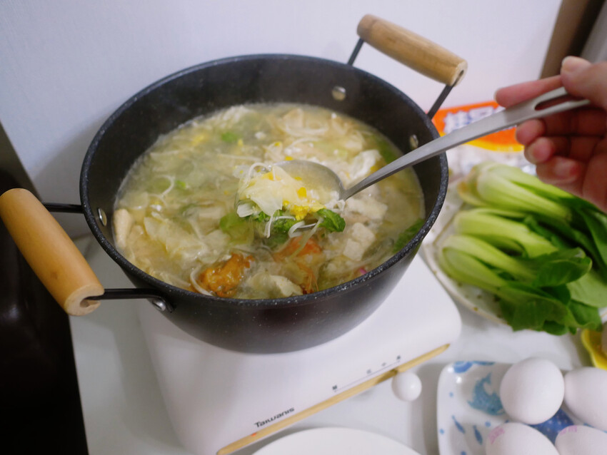 【Taiwanis炙焰電陶爐】 不挑鍋電陶爐/電陶爐/電子爐，微調溫控開關，可依烹飪需求設定溫度