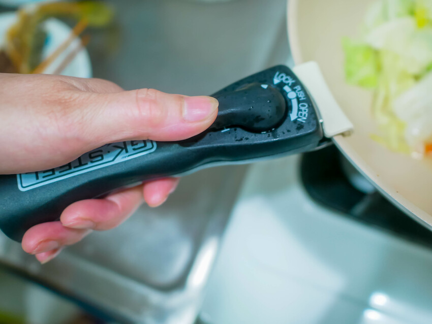 【美國GK‧STEEL】可拆把手疊疊鍋｜ESG環境友善｜星鑽陶瓷不沾貼面，超輕量化設計，可疊放收納省空間，可進