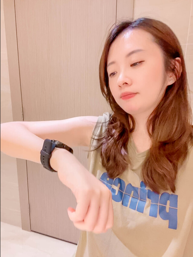 Fateir 菲堤兒【AK智慧手錶】高清觸控螢幕運動手錶，多款錶面可更換，多種運動模式、血氧心跳監測，持久續