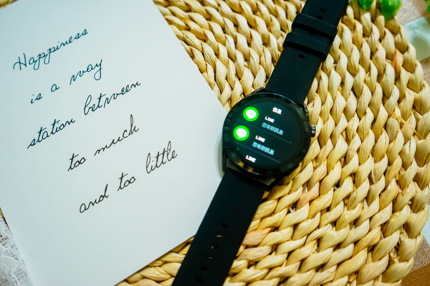 Fateir 菲堤兒【AK智慧手錶】高清觸控螢幕運動手錶，多款錶面可更換，多種運動模式、血氧心跳監測，持久續