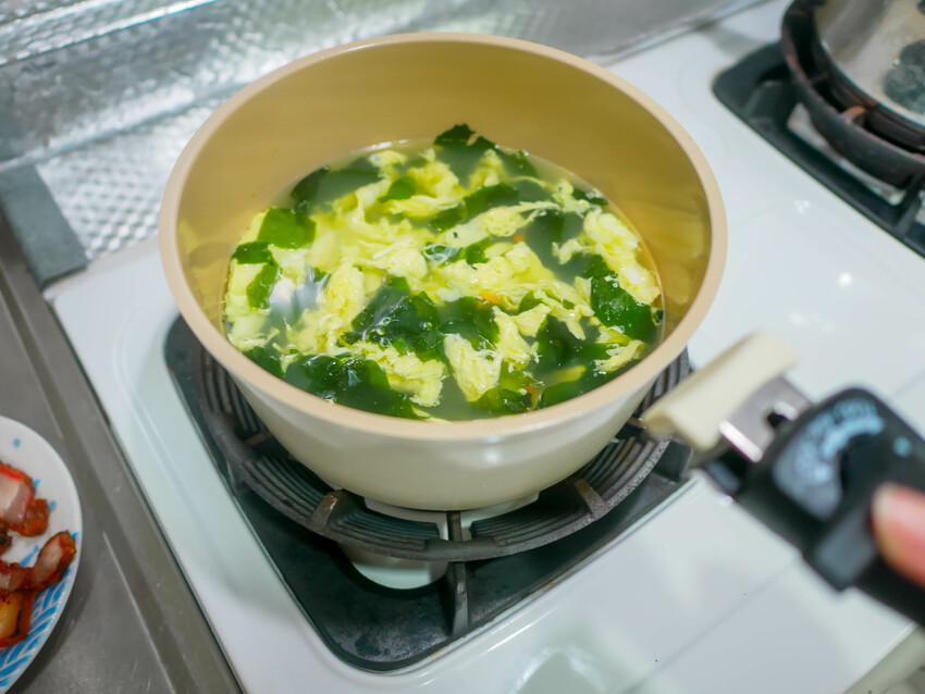 【美國GK‧STEEL】可拆把手疊疊鍋｜ESG環境友善｜星鑽陶瓷不沾貼面，超輕量化設計，可疊放收納省空間，可進