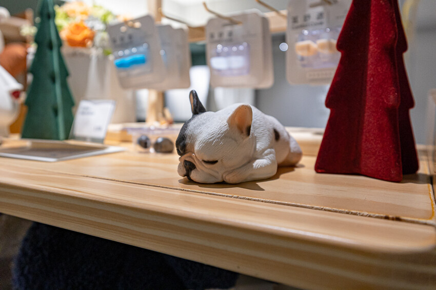 HOLD-ON舉重床古亭門市｜台北中正家具開箱心得｜床墊超舒服試躺完就立刻下單一張經典款的帶回家睡，美觀又舒適物超所值的床墊推薦 - 卡爾茗 C.L.M.