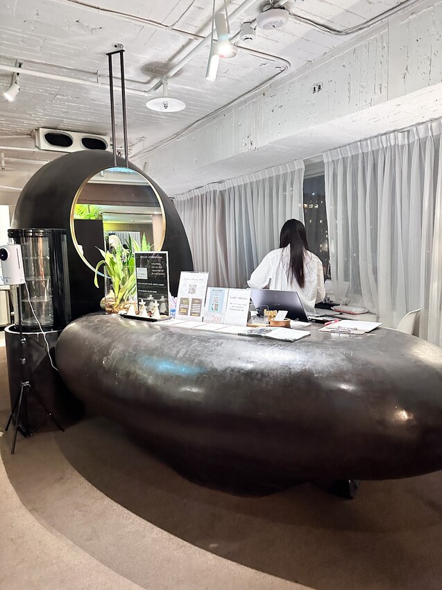 【中山站按摩推薦】Relax33莊園～浪漫高級網美打卡按摩店～按摩完還有小點心可以享用～台北SPA精油按摩、台北按摩推薦～