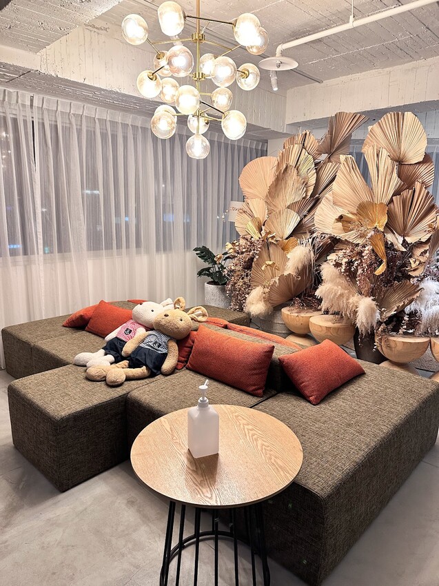 【中山站按摩推薦】Relax33莊園～浪漫高級網美打卡按摩店～按摩完還有小點心可以享用～台北SPA精油按摩、台北按摩推薦～