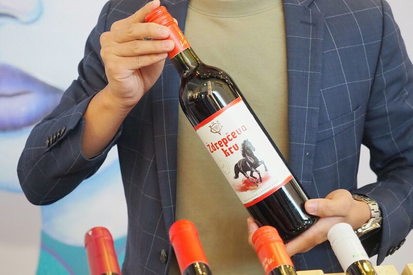 【桃園/中壢景點】聖誕禮物首選、精選聖誕約會行程,大江購物中心聖誕慶,必敗必搶都在這一檔!吃美食購好