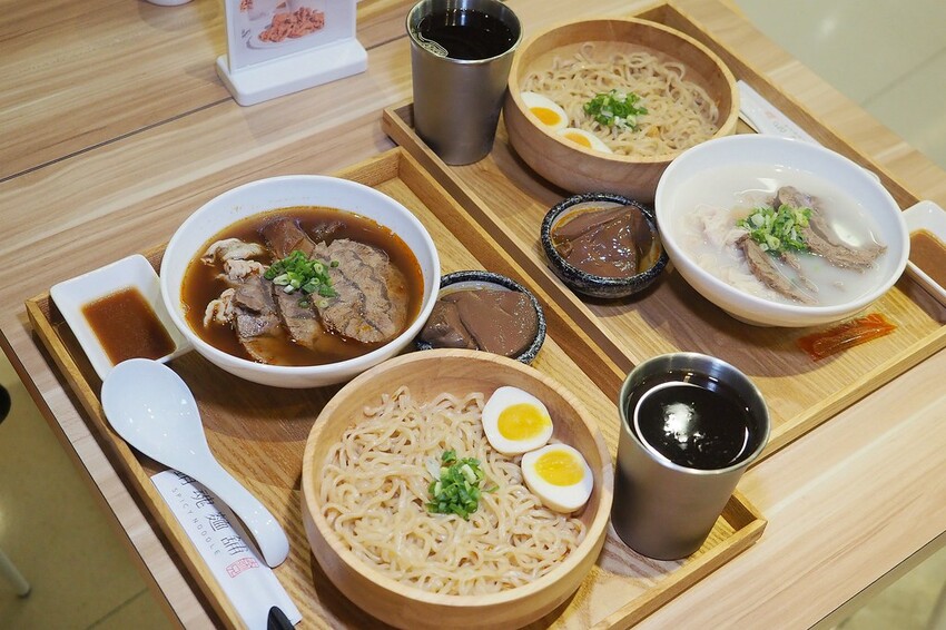 【桃園/中壢景點】聖誕禮物首選、精選聖誕約會行程,大江購物中心聖誕慶,必敗必搶都在這一檔!吃美食購好