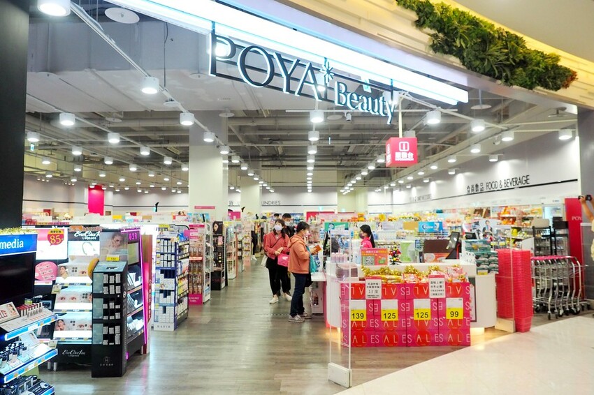 【桃園/中壢景點】聖誕禮物首選、精選聖誕約會行程,大江購物中心聖誕慶,必敗必搶都在這一檔!吃美食購好