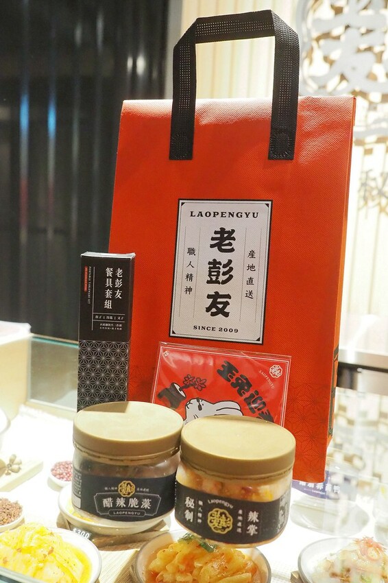 【桃園/中壢景點】聖誕禮物首選、精選聖誕約會行程,大江購物中心聖誕慶,必敗必搶都在這一檔!吃美食購好