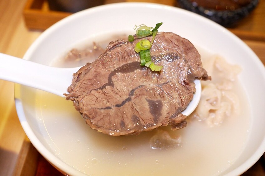 【桃園/中壢景點】聖誕禮物首選、精選聖誕約會行程,大江購物中心聖誕慶,必敗必搶都在這一檔!吃美食購好