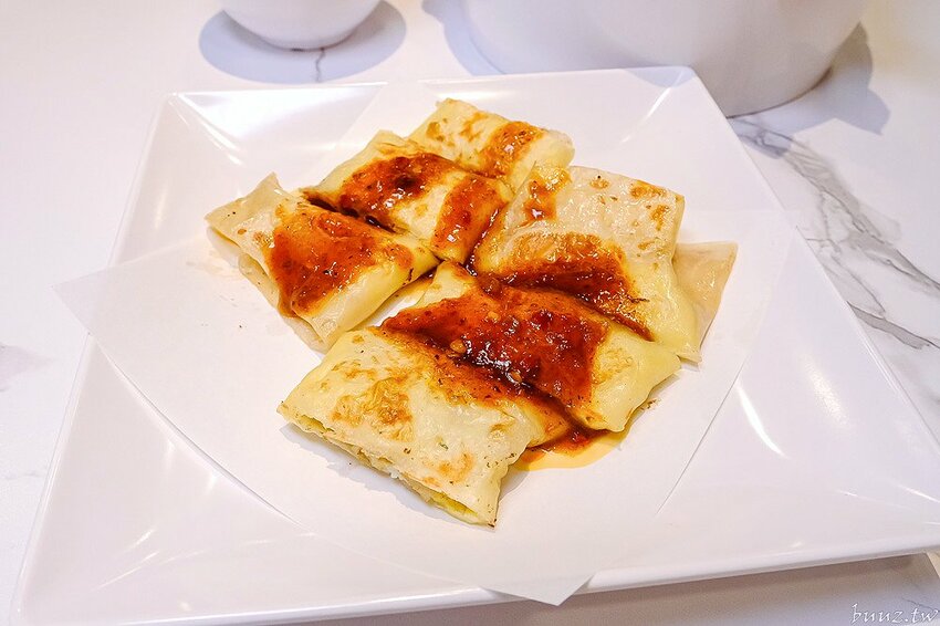 拌麵粥品新開張，客來樂夜食店，手工丸扎實油蔥香氣足，湯包、蛋餅，餐點選擇多！