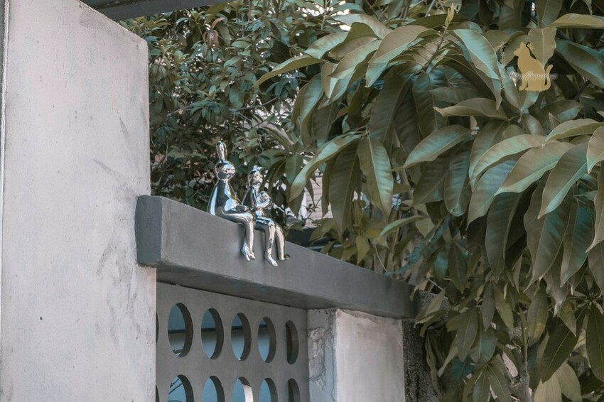 台中婚戒 ｜飾品  IR 飾品專賣 刻劃粗曠感老宅裡的飾品店…這裡不是咖啡館 ，免費喝咖啡