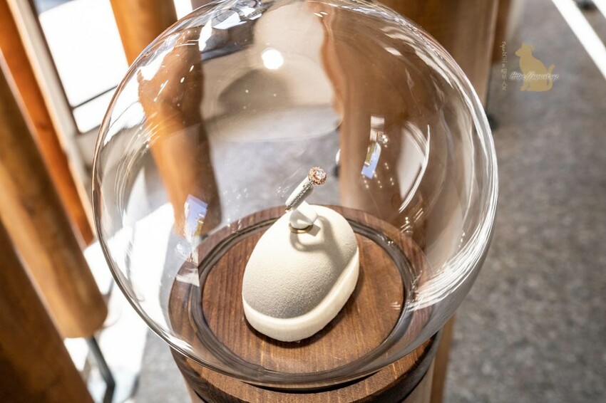 台中婚戒 ｜飾品  IR 飾品專賣 刻劃粗曠感老宅裡的飾品店…這裡不是咖啡館 ，免費喝咖啡