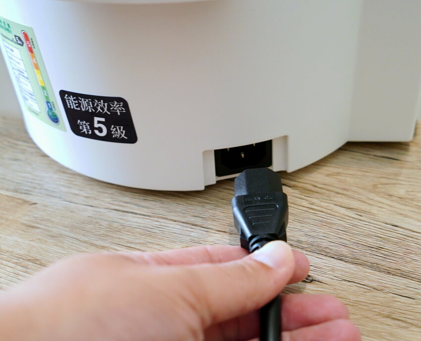 【壓力鍋推薦評比】Iris、IP音速鍋、飛利浦金小萬三款熱門萬用鍋實測!