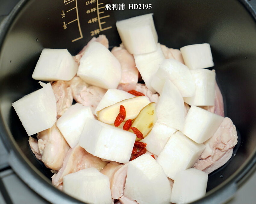 【壓力鍋推薦評比】Iris、IP音速鍋、飛利浦金小萬三款熱門萬用鍋實測!