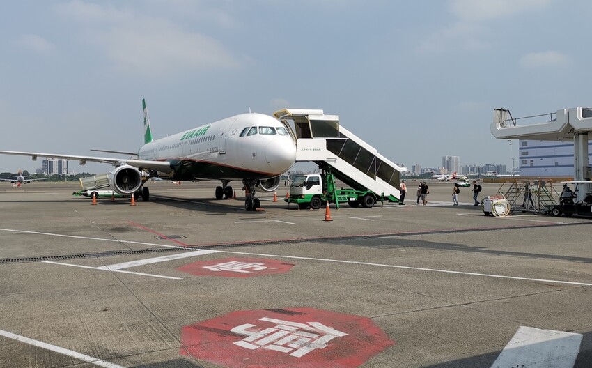 2022冬遊金門|金門三天兩夜吃喝玩樂大推薦 金門第一租車品牌 金豐租車優質服務 金門大橋開通現場直擊!西莉亞玩樂人生 003.jpeg