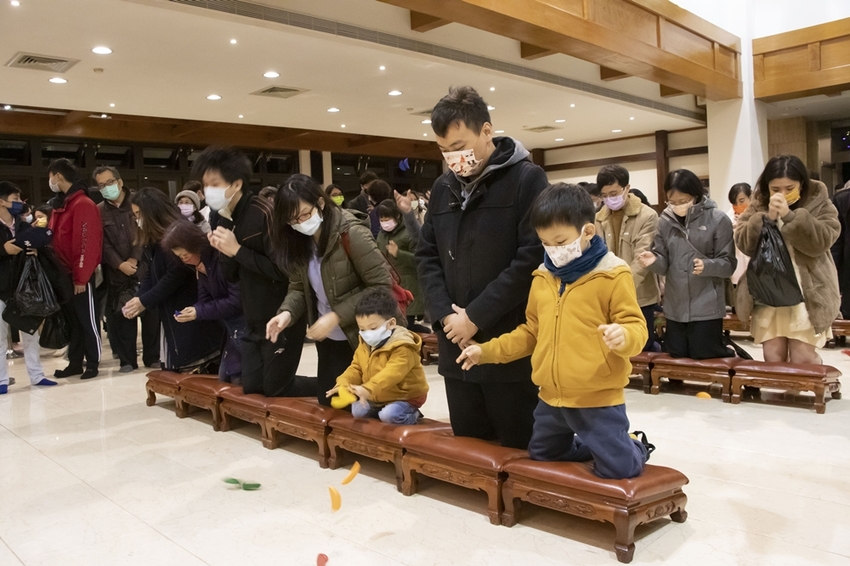 緣道觀音廟　聖誕夜首開夜間參拜  跨年慶典　開運祈福三寶