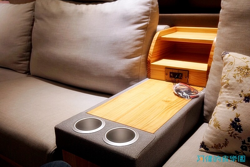 【台中大雅】億家具批發倉庫台中總店-千坪超大賣場，數十款沙發、床、櫃，還可客製化，選購家具來這就對了