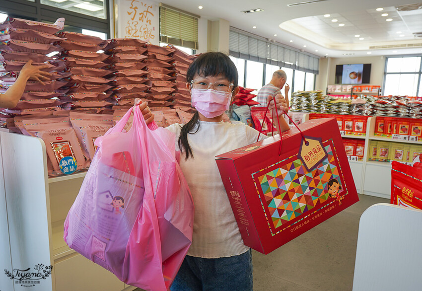 裕芳通霄店|苗栗餅乾批發:餅乾.零食.肉干50元起,台版巧克比這裡買!!國道3號通霄交流道旁人氣伴手禮店 @緹雅瑪 美食旅遊趣