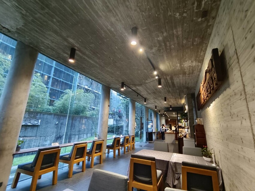 394922.jpg - 【苗栗.泰安】泰安溫泉推薦。泰安觀止溫泉會館。大眾池超美清水模建築超好拍