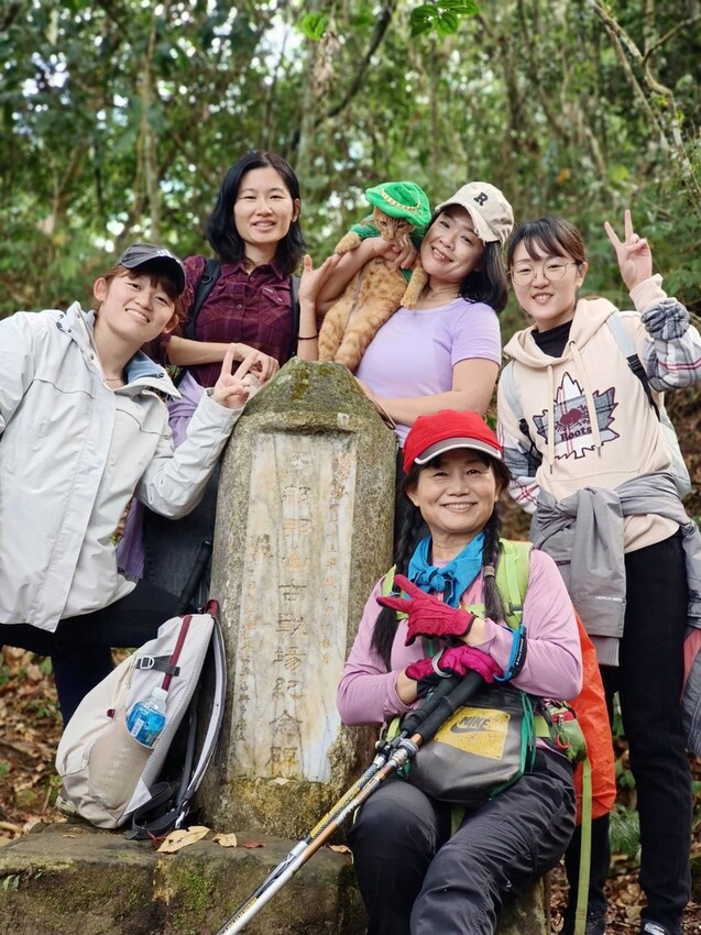 395260.jpg - 【苗栗.大湖】2022賞楓推薦。馬那邦山小百岳no.37。噴發的雲海超美+吳姊包子店早餐