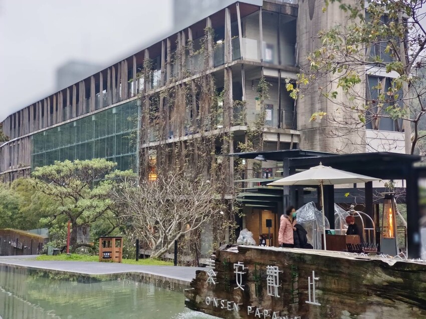 394925.jpg - 【苗栗.泰安】泰安溫泉推薦。泰安觀止溫泉會館。大眾池超美清水模建築超好拍