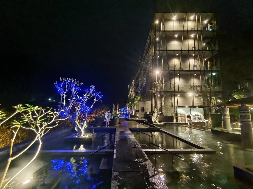 394914.jpg - 【苗栗.泰安】泰安溫泉推薦。泰安觀止溫泉會館。大眾池超美清水模建築超好拍