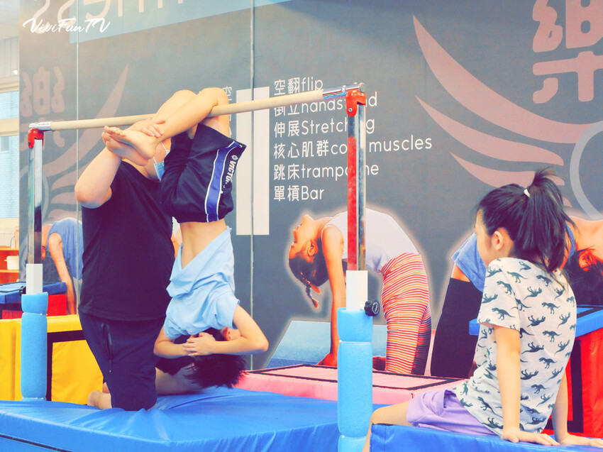 【米米瘋】台中北屯樂飛兒童體適能中心，開啟孩子的樂飛基因，發現彈翻快樂時光！體適能心得分享