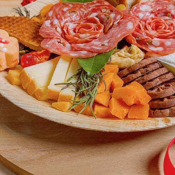 宅配美食 法國依思尼乳酪 The Little Graze Garden 小花園 6.jpeg