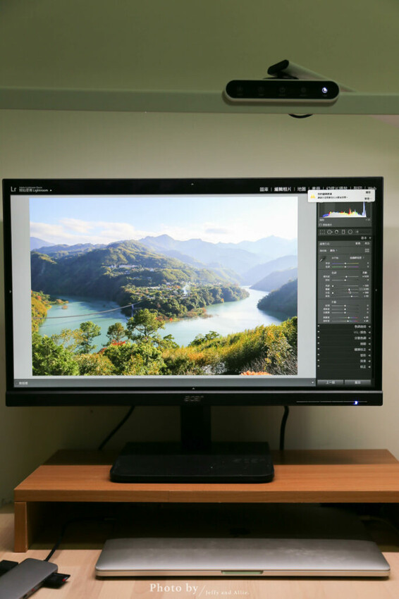 【好物開箱】喜光全光譜護眼檯燈 Ti-MAX，自動調節亮度、多種色溫，超值入手！