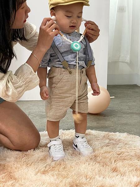 Loop Bakery 圈圈∥不用萬元的生日抓週派對∥韓系佈置風格∥費用含攝影師、主持人再加贈送生日蛋糕及木製相框