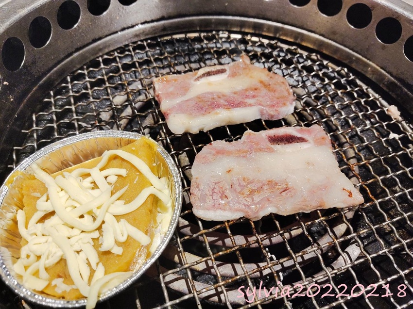 初訪，王品肉次方，吃到飽