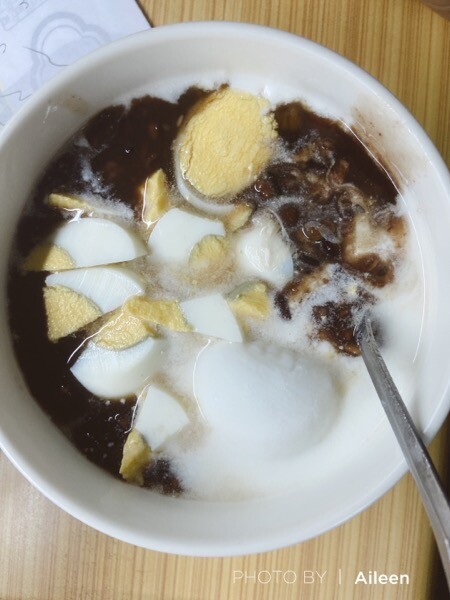 手作家常料理｜療癒系 早餐料理 推薦沖繩黑八寶優格 ft. 老鷹紅豆大福 | Beauty Update