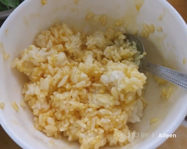 手作家常料理|作法神似韓式拌飯的泡麵炒飯特色創意料理 | Beauty Update