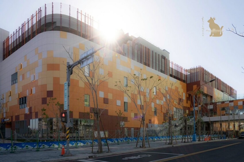 台中三井 LaLaport 2023.1.17 即將試營運 ,停車資訊/館內品牌 周邊美食搶先看!