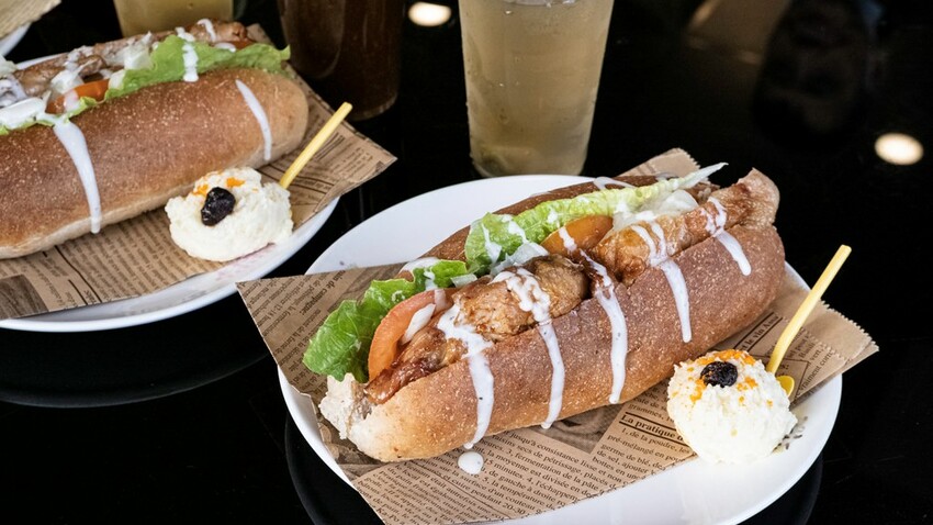 中部景點 ｜2023 蜀葵花海現身－巨型人偶+玩陶+嚕貓一起野餐吧!