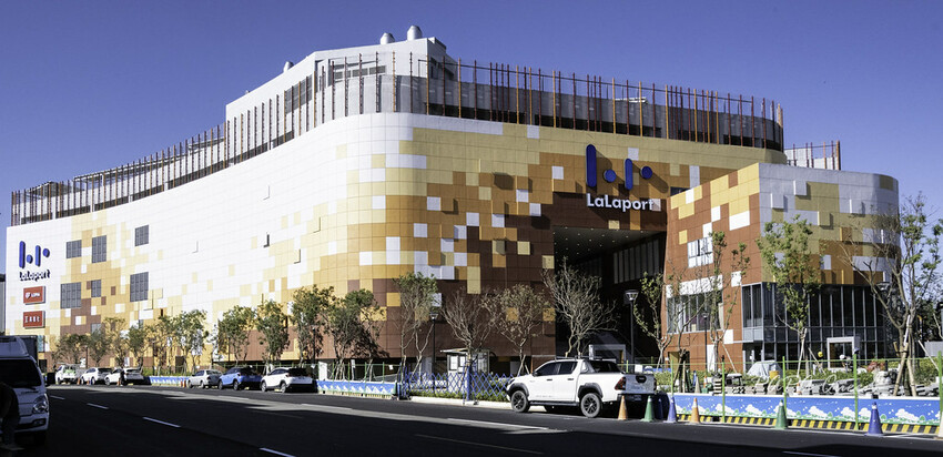 台中三井 LaLaport 2023.1.17 即將試營運 ,停車資訊/館內品牌 周邊美食搶先看!