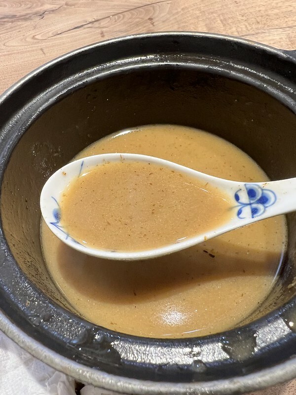 【亞洲,日本,京都】麵屋 高倉二条,一間只聞香味,差一點找不到門入的小店。(京都美食,京都沾麵)