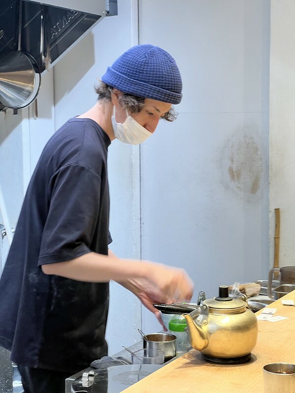 【亞洲,日本,京都】麵屋 高倉二条,一間只聞香味,差一點找不到門入的小店。(京都美食,京都沾麵)