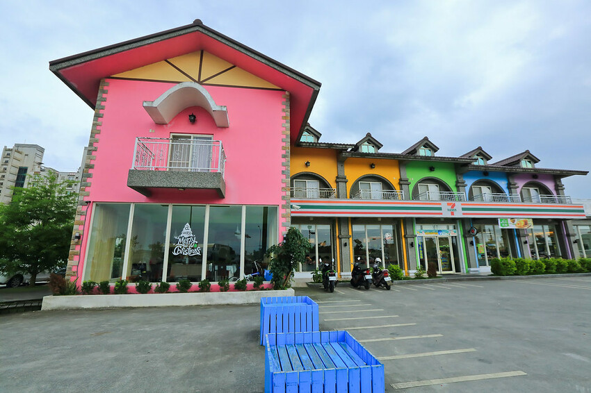 【宜蘭景點】2023員山福園蜊埤湖&羅東運動公園‧落羽松美景│全台10大落羽松秘境之一│礁溪天空島小木屋。金黃
