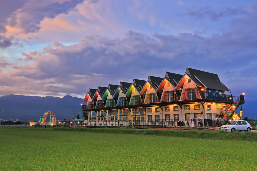 【宜蘭景點】2023員山福園蜊埤湖&羅東運動公園‧落羽松美景│全台10大落羽松秘境之一│礁溪天空島小木屋。金黃