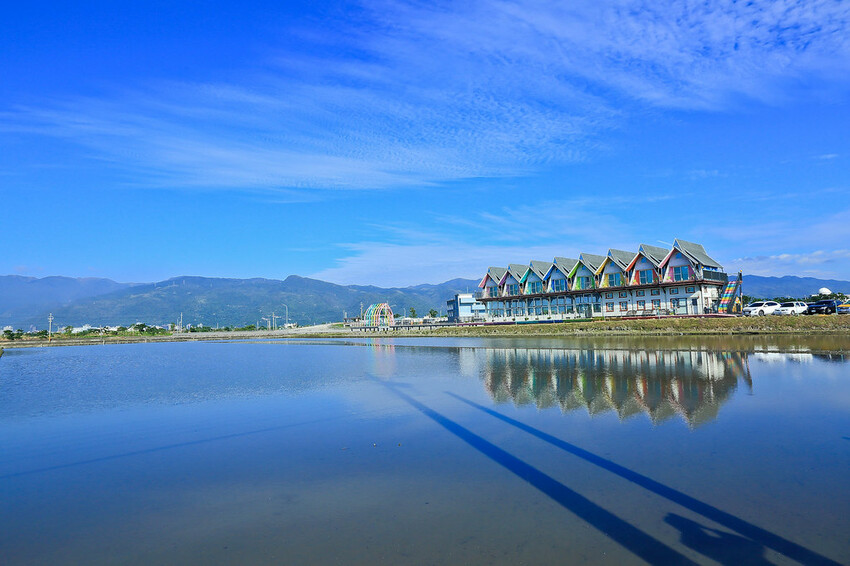 【宜蘭景點】2023員山福園蜊埤湖&羅東運動公園‧落羽松美景│全台10大落羽松秘境之一│礁溪天空島小木屋。金黃