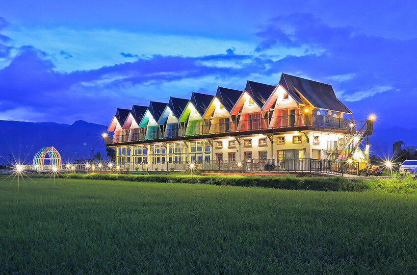 【宜蘭景點】2023員山福園蜊埤湖&羅東運動公園‧落羽松美景│全台10大落羽松秘境之一│礁溪天空島小木屋。金黃