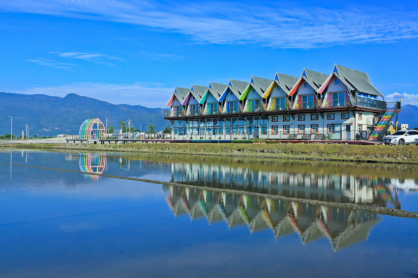 【宜蘭景點】2023員山福園蜊埤湖&羅東運動公園‧落羽松美景│全台10大落羽松秘境之一│礁溪天空島小木屋。金黃