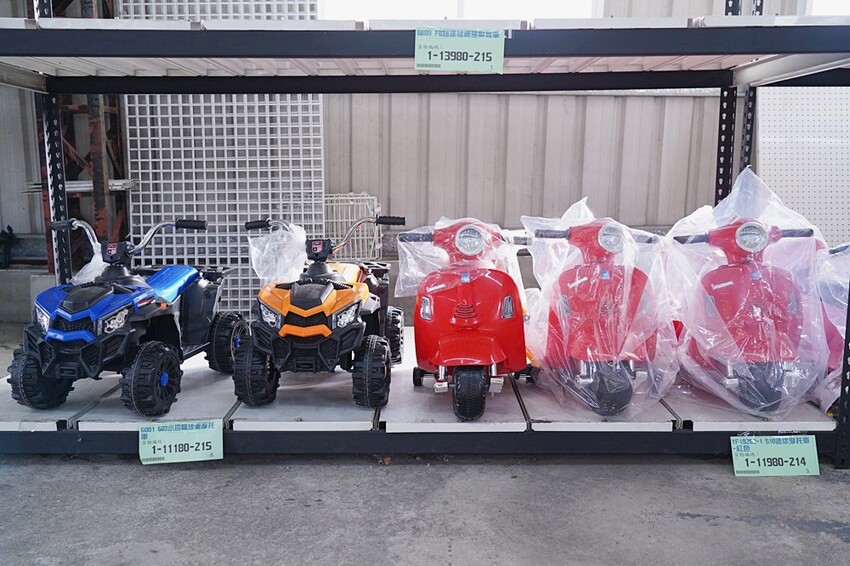 過年買玩具就來這！在地超人氣玩具倉庫，品項超多又便宜，小心走進去就不出來～