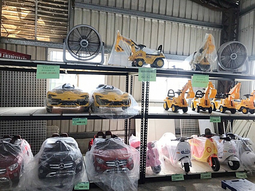 過年買玩具就來這！在地超人氣玩具倉庫，品項超多又便宜，小心走進去就不出來～