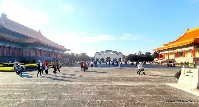 2023正月初一「中正紀念堂」走春賞梅 (Plum blossoms at CKS Memorial Hall), Taipei, Taiwan, SJKen, Jan 23, 2023