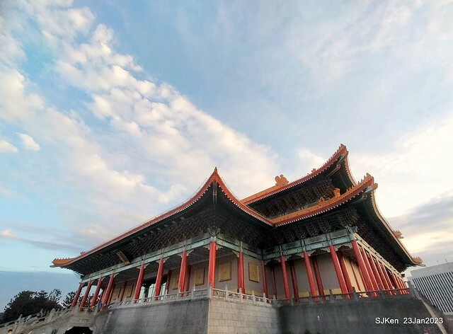 2023正月初一「中正紀念堂」走春賞梅 (Plum blossoms at CKS Memorial Hall), Taipei, Taiwan, SJKen, Jan 23, 2023