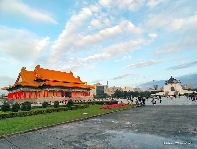2023正月初一「中正紀念堂」走春賞梅 (Plum blossoms at CKS Memorial Hall), Taipei, Taiwan, SJKen, Jan 23, 2023