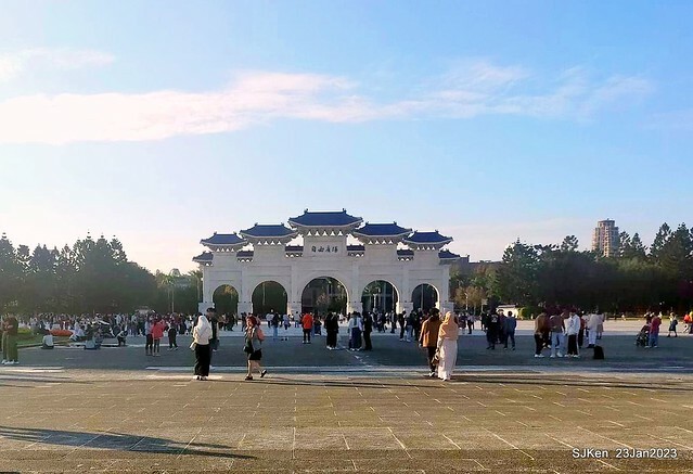 2023正月初一「中正紀念堂」走春賞梅 (Plum blossoms at CKS Memorial Hall), Taipei, Taiwan, SJKen, Jan 23, 2023